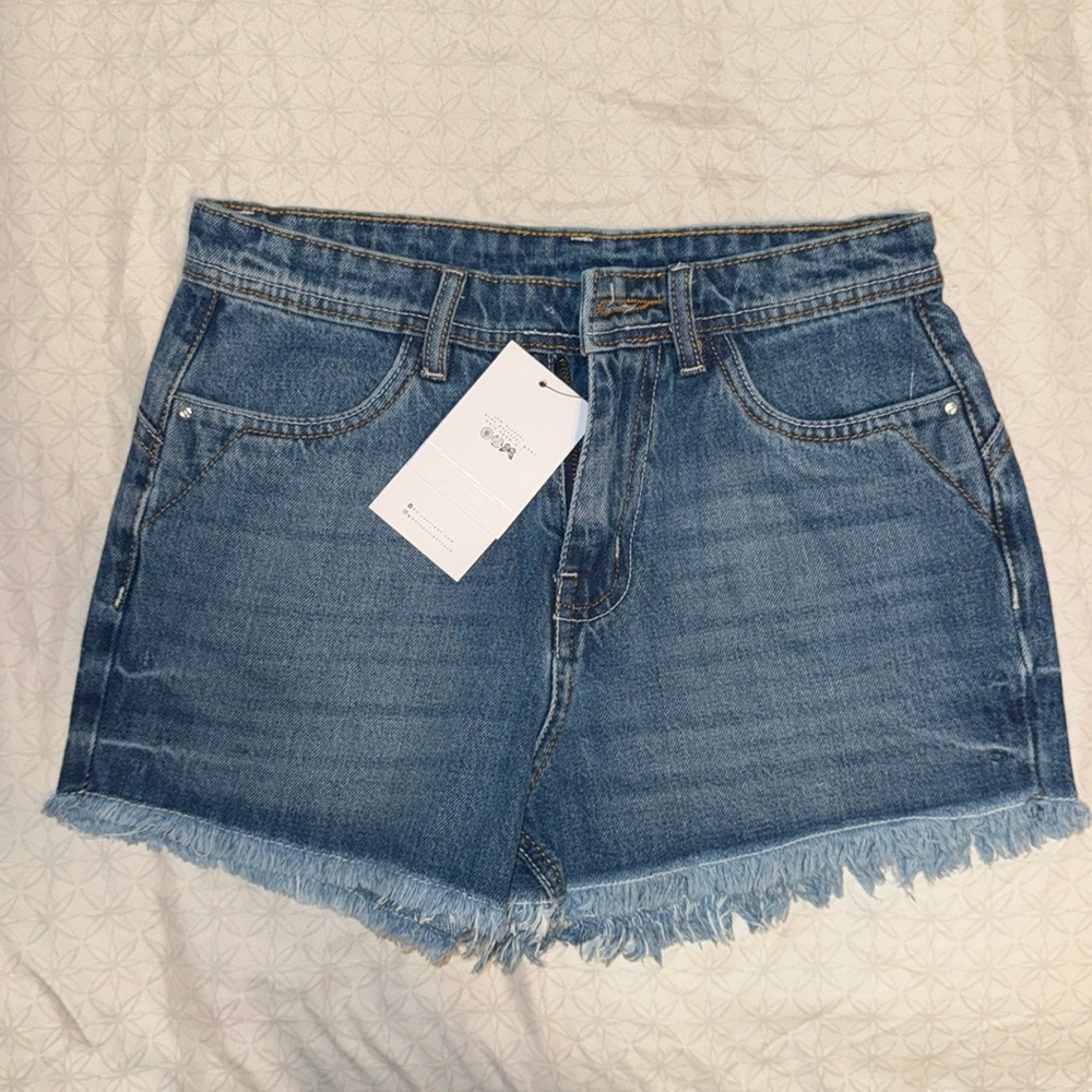 Daisy Street Longhorn Jean Shorts - Picture 2 of 4